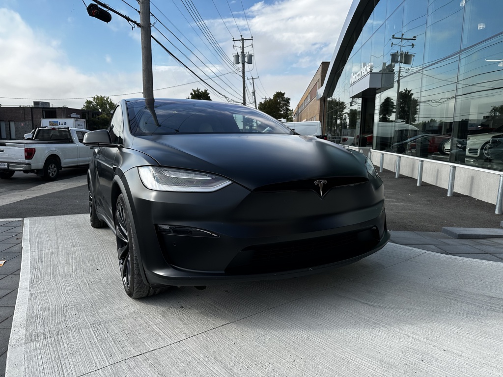 2022 Tesla Model X Plaid