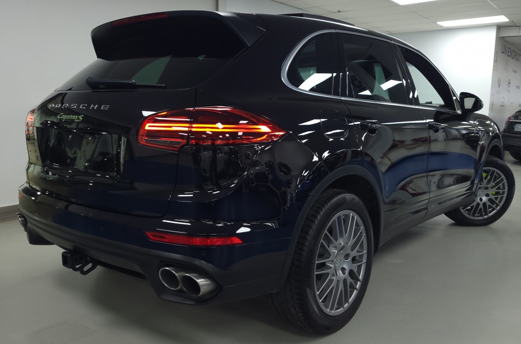 2017 Porsche Cayenne