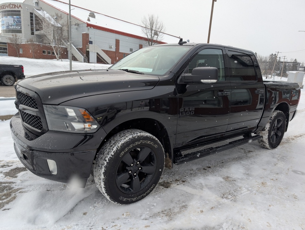 2022 Ram 1500 SLT