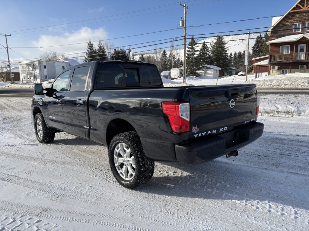 2016 Nissan Titan XD SV